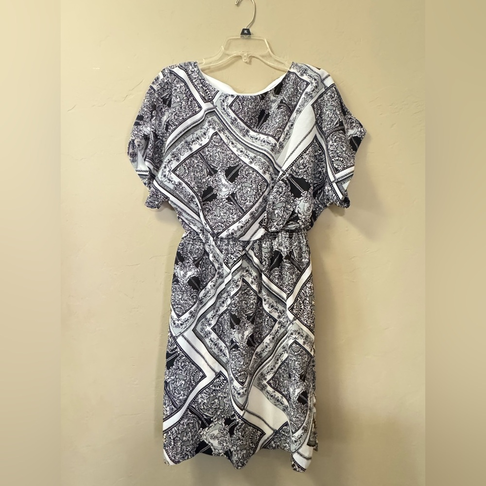 Shelby & Palmer Black and White Geometric Midi Dress